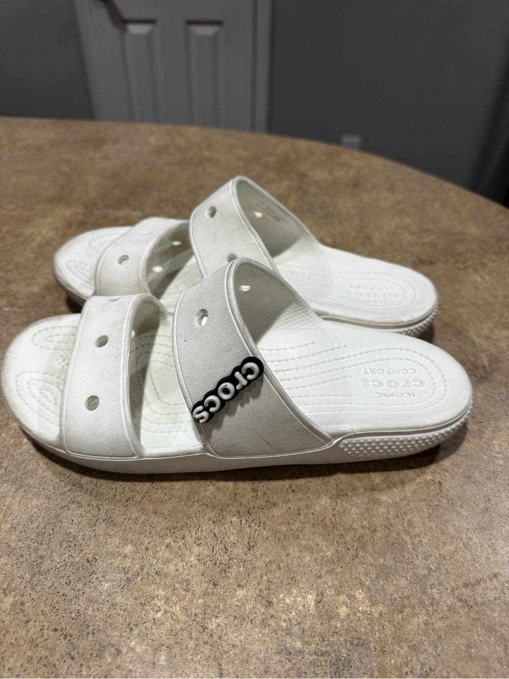 Crocs sandals M 7 W 9